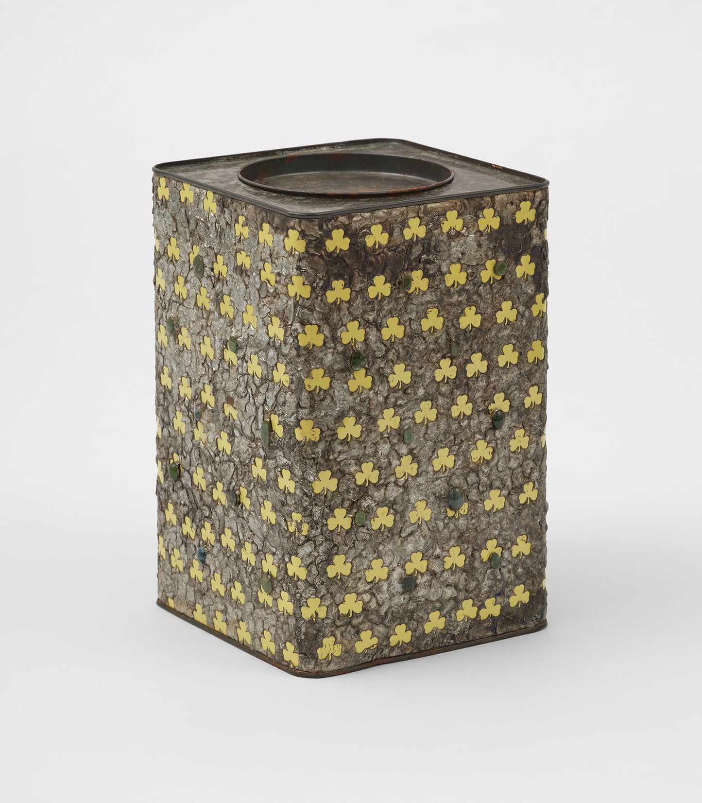 Box with Clovers